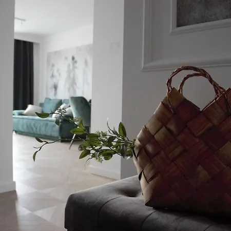 Na Skarpie - Niegocinska 2, Апартаменты Вилкасы